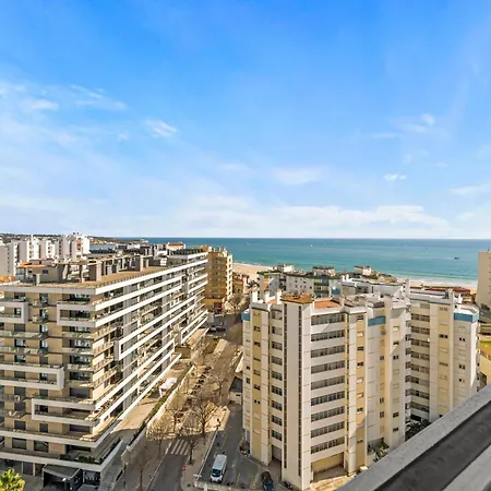 Tarik Golden View Apartment