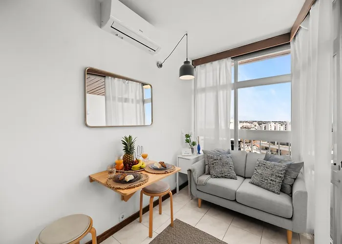 Tarik Golden View Apartment