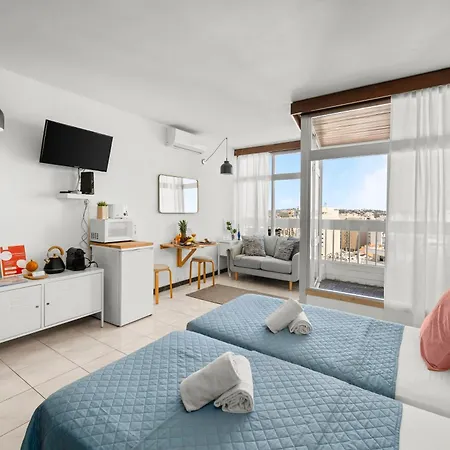 Tarik Golden View * Portimão